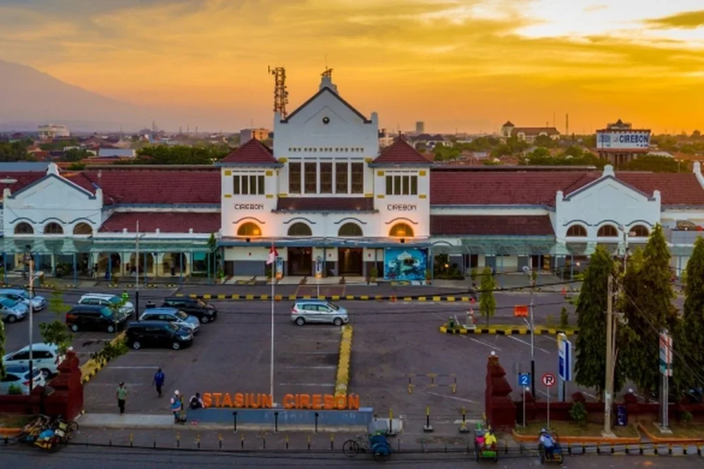 Pilihan Travel dari Bandara Soetta ke Cirebon